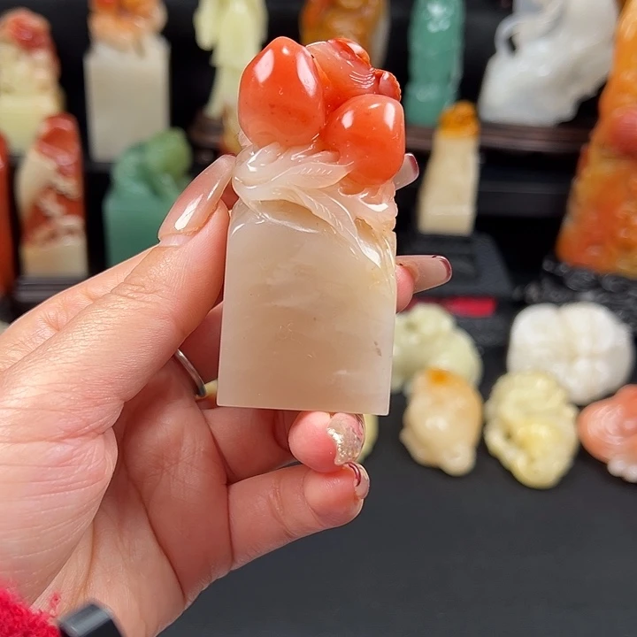 寿山石高山水冻石