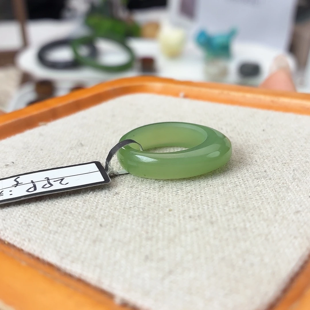 和田玉未镶嵌戒指c32翠青馒头17.2不退换