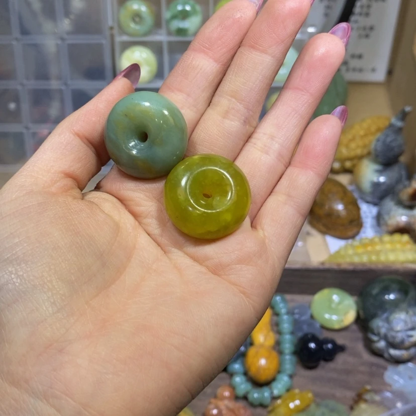 【闪购商品】蛇纹石玉颈饰未镶嵌62