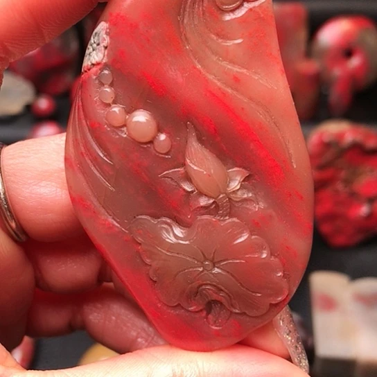 昌化石昌化鸡血石挂件