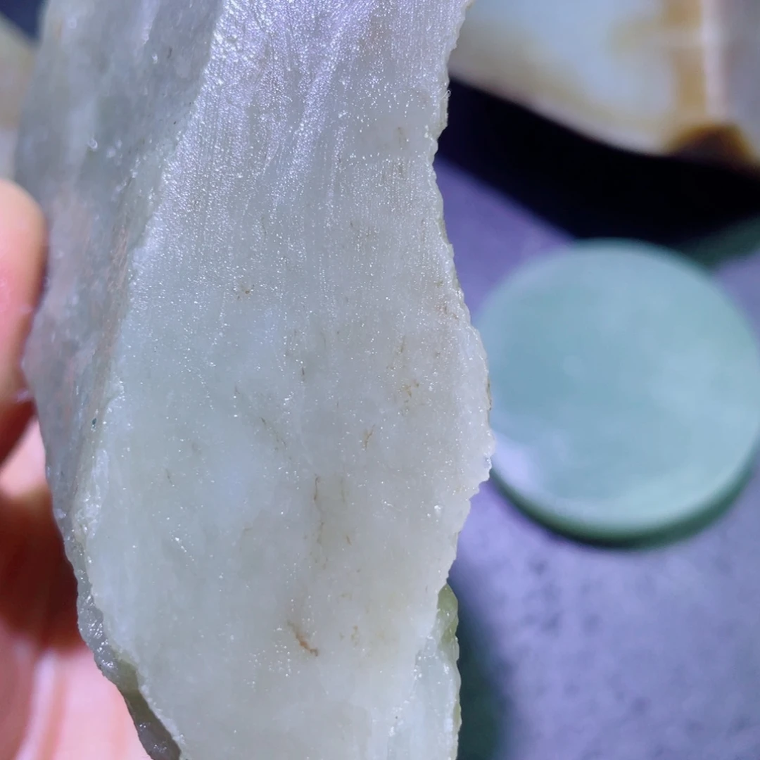 和田玉未镶嵌珠宝半成品