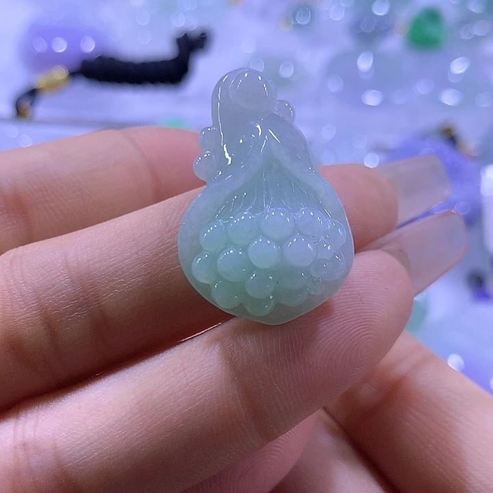 翡翠未镶嵌颈饰天然翡翠A货吊坠