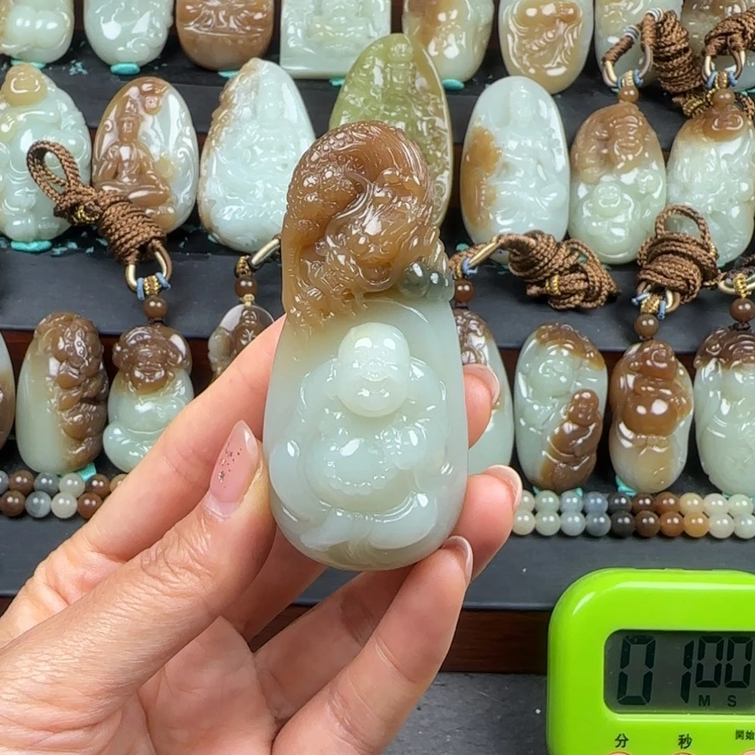 粗***饭未镶嵌和田玉挂件