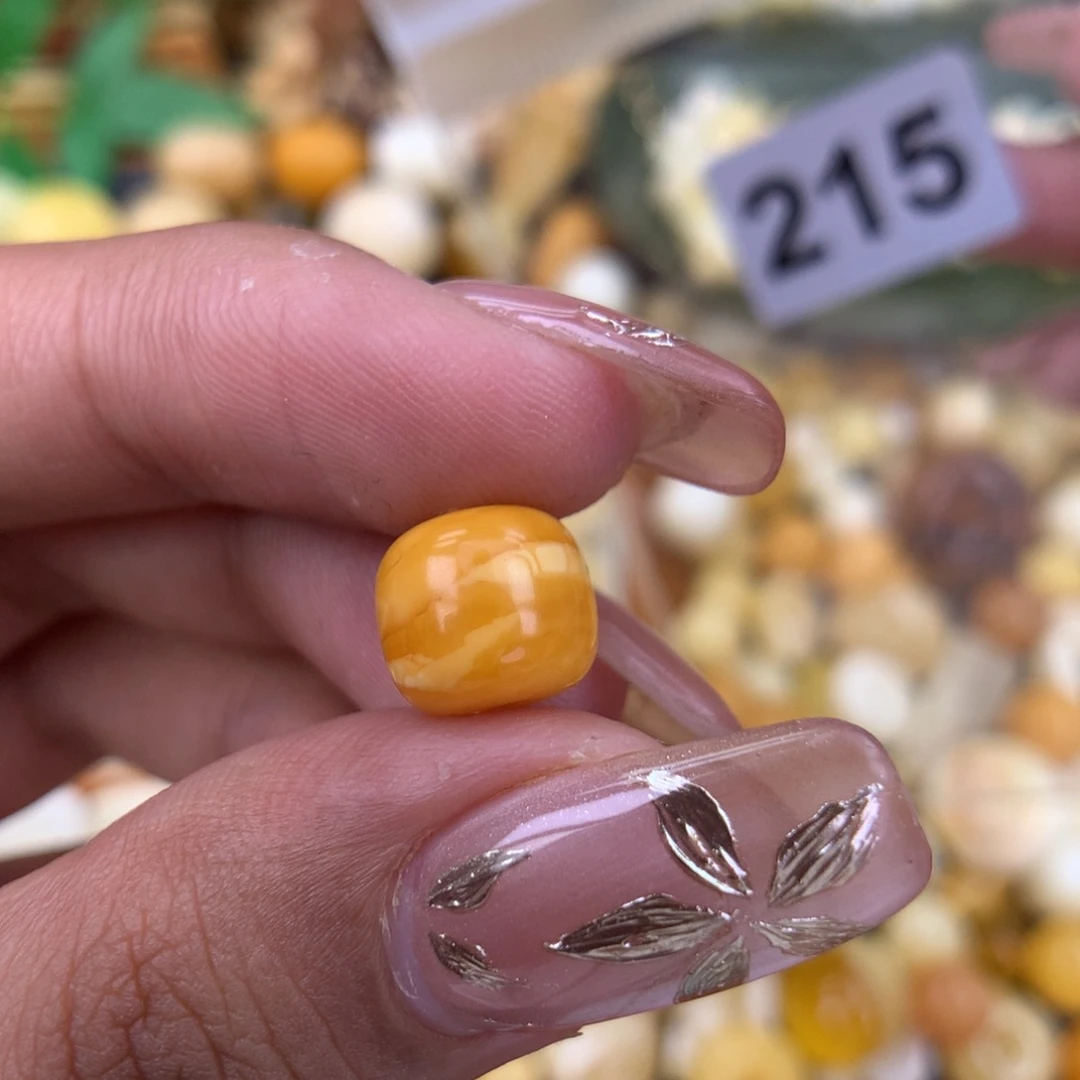 琥珀珠宝奇石未镶嵌9.8 小皮坑