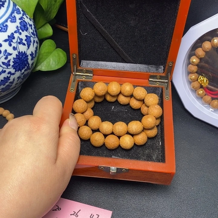 凤眼菩提手串醉****河尼泊尔