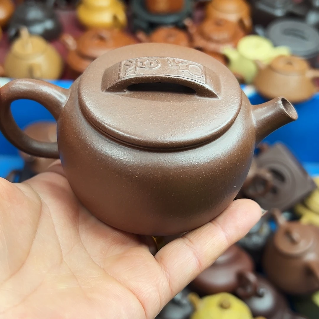 茶壶紫砂……………………紫砂等