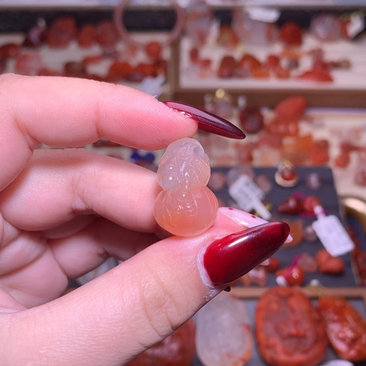 南红玛瑙合金颈饰葫芦4