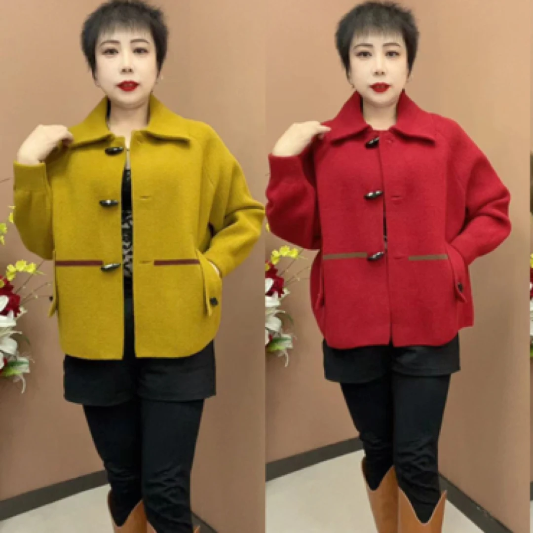 009新款方领短款牛角扣短款方领外套