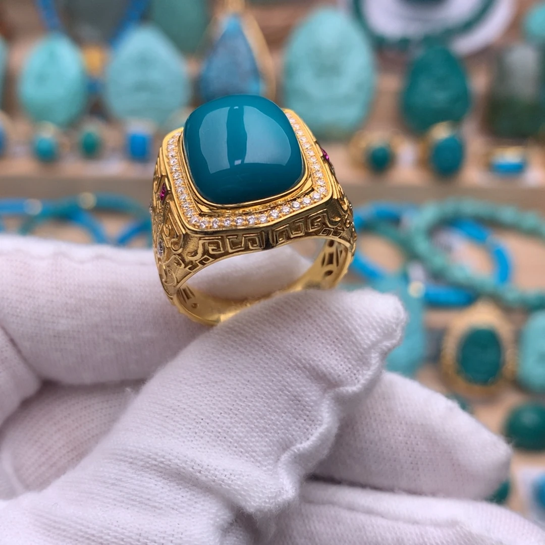 绿松石18K金镶嵌珠宝奇石