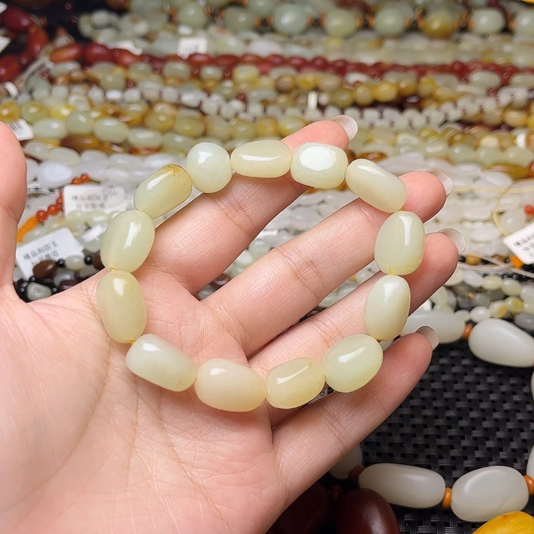 未镶嵌手链和田玉R***子