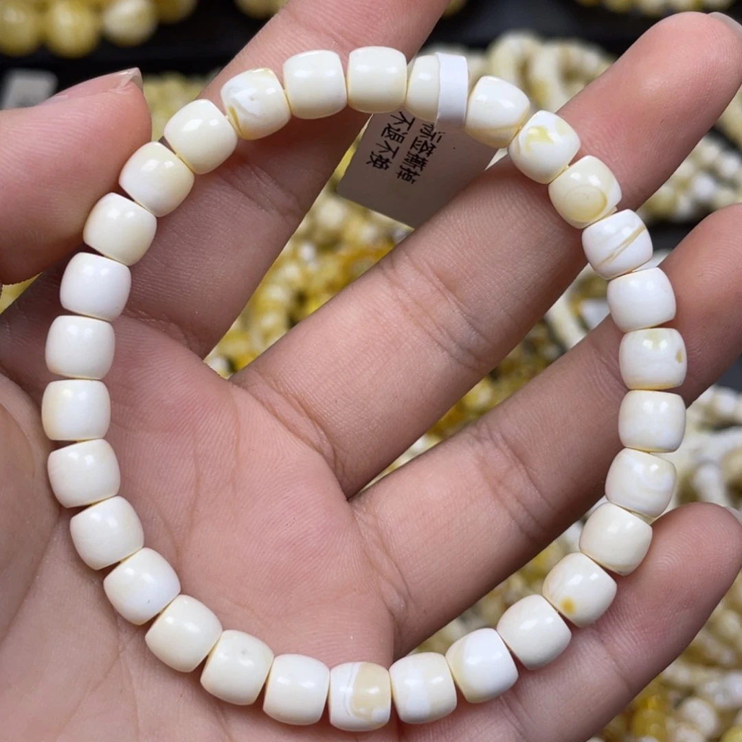 蜜蜡未镶嵌珠宝奇石7m