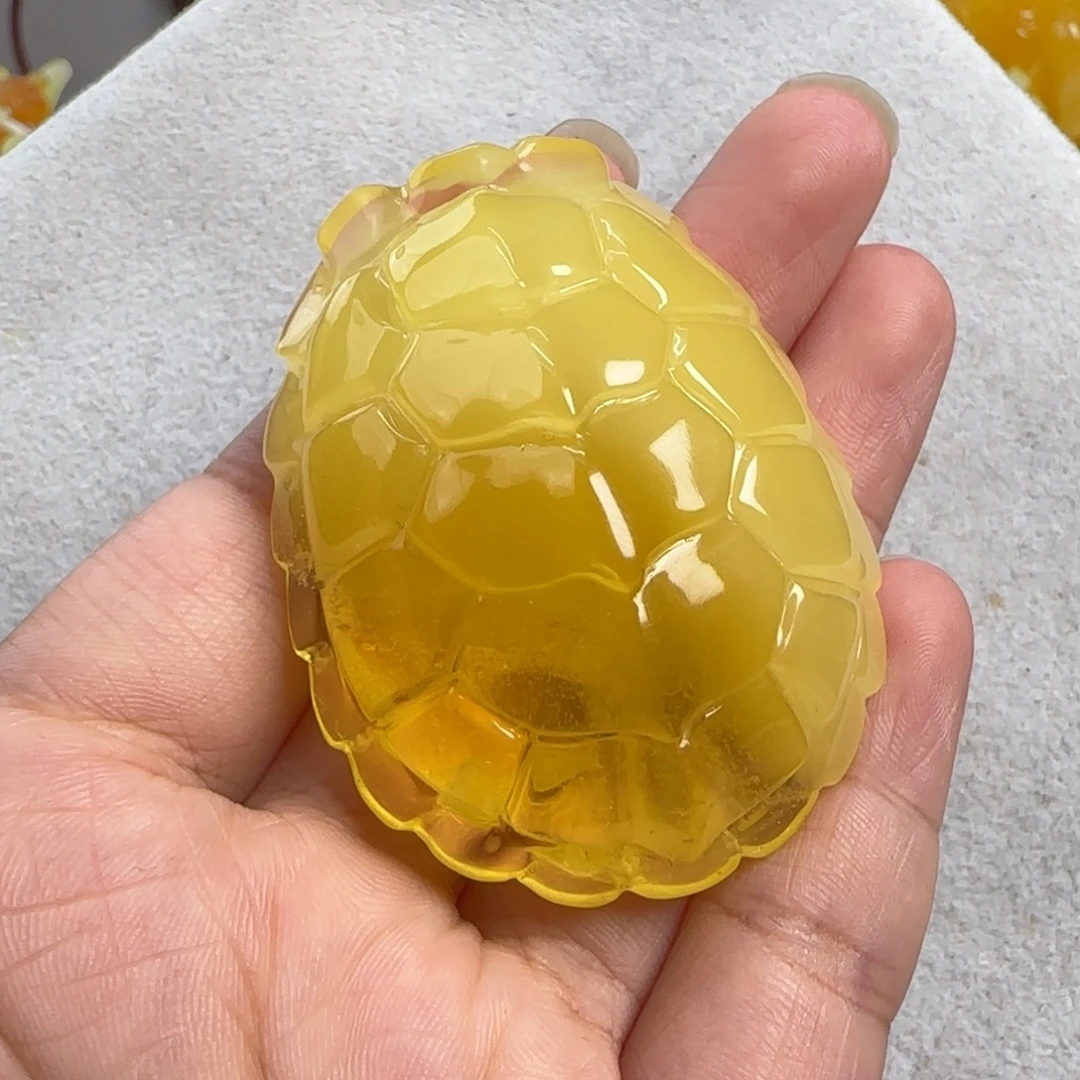 蜜蜡未镶嵌珠宝奇石