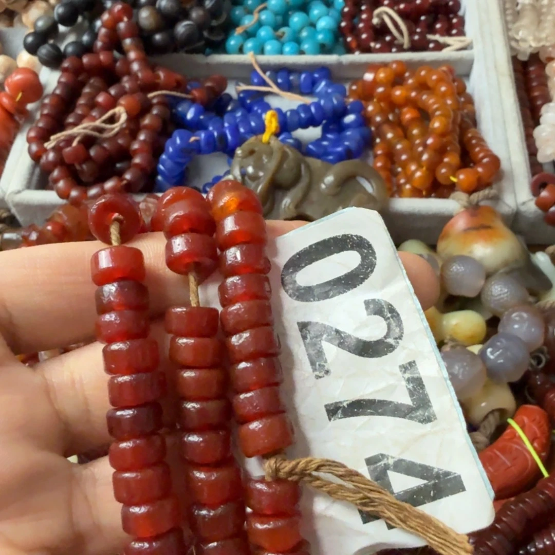 费***霞玛瑙/玉髓未镶嵌颈饰