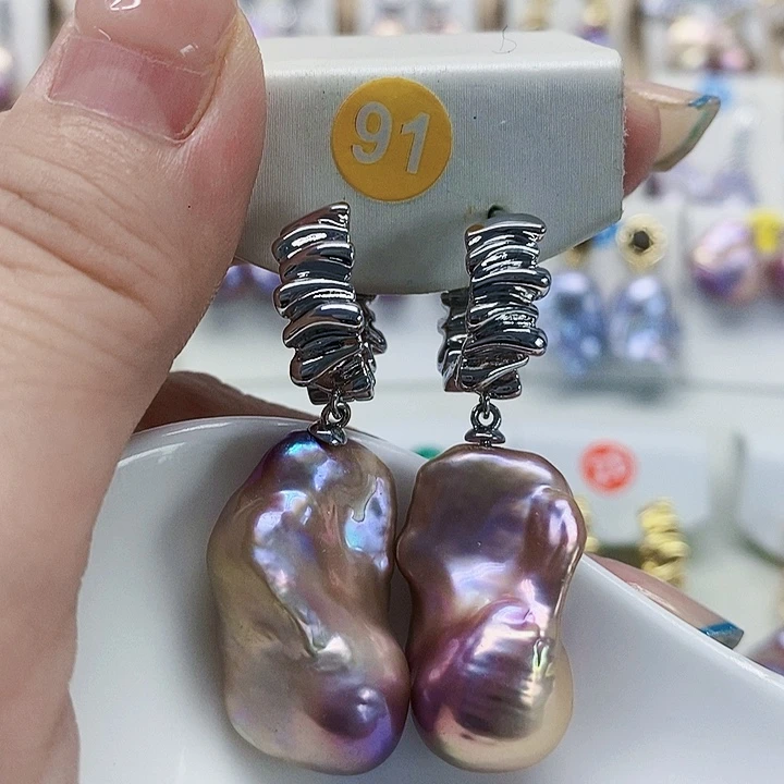 银S925镶嵌耳饰淡水珍珠