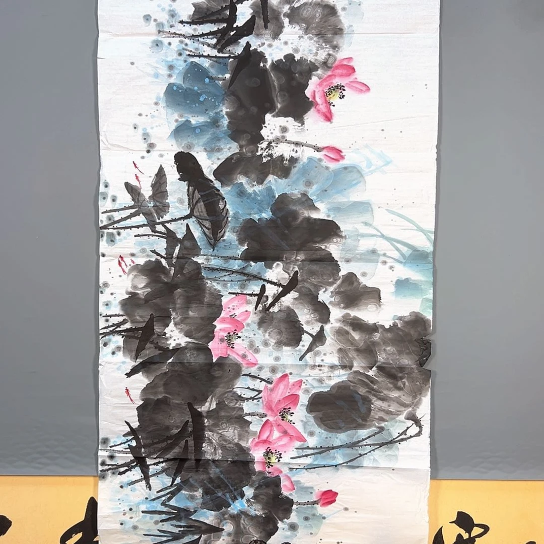 国画824 花鸟和蝴蝶都会出现