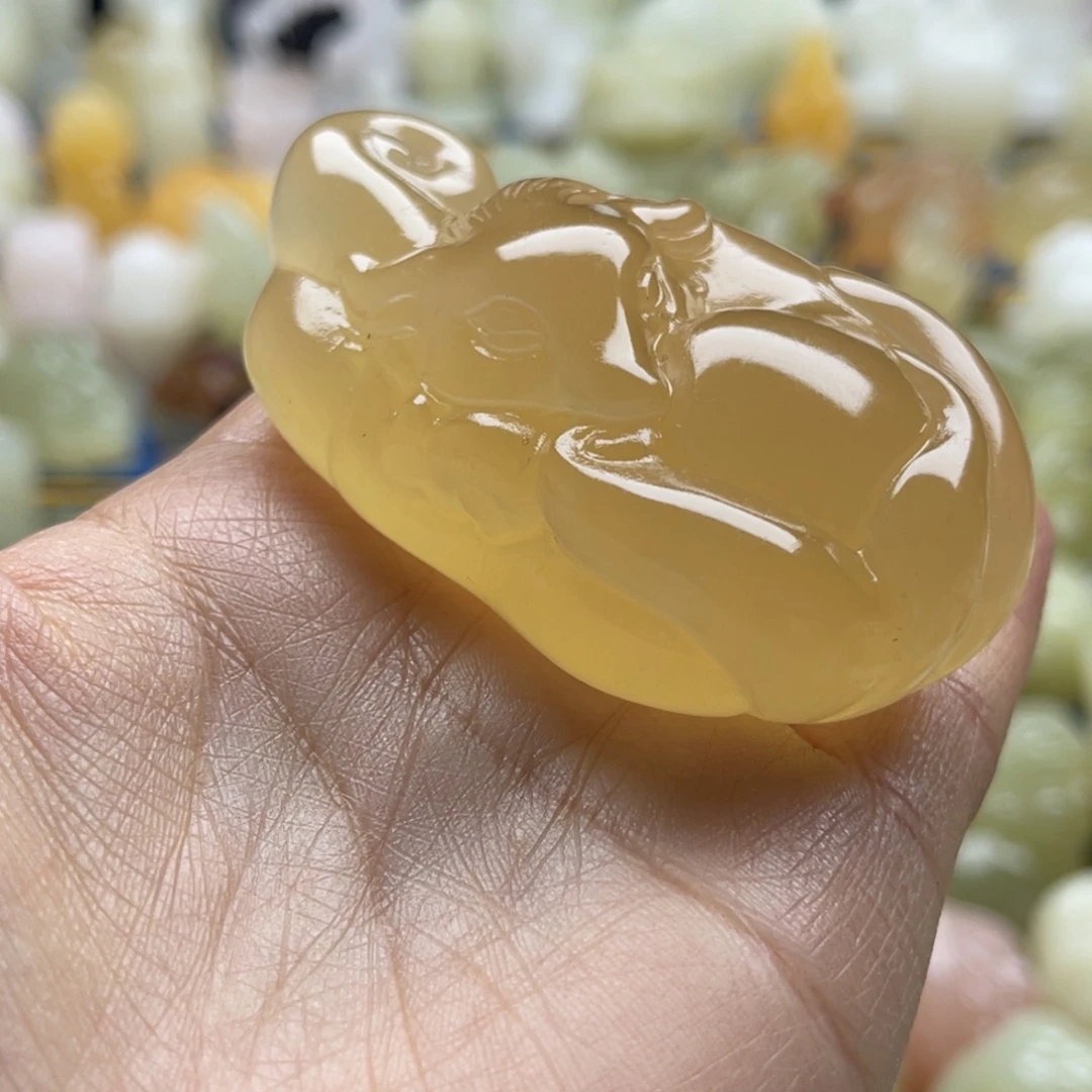 刺***梅玉天然桌面小摆件