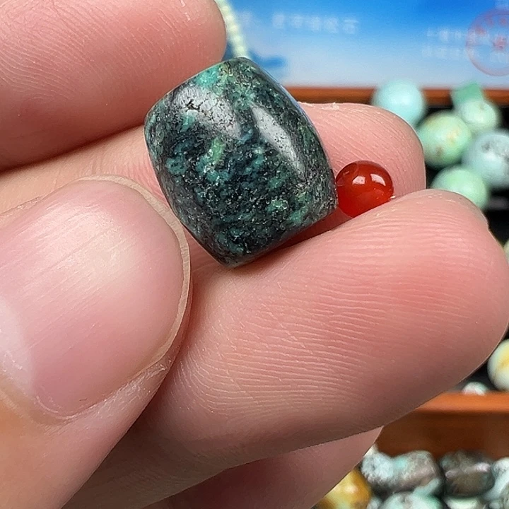未镶嵌配饰南红玛瑙卡11