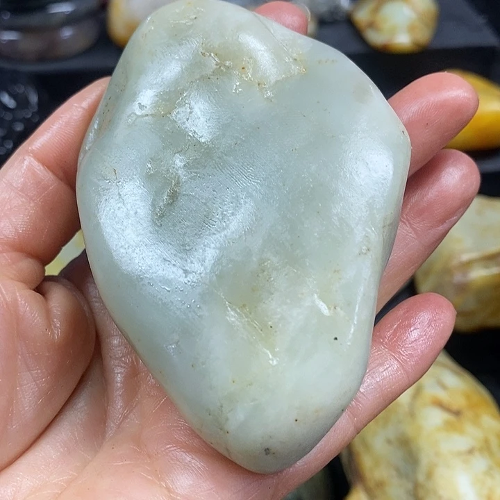 和田玉（糖玉）未镶嵌挂件