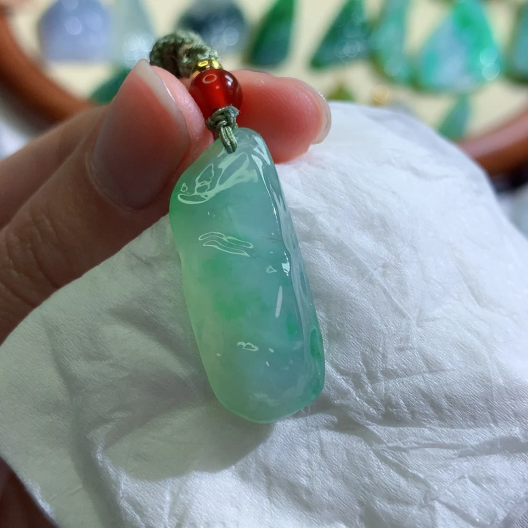 【闪购商品】翡翠吊坠(不含链)未镶嵌 4579