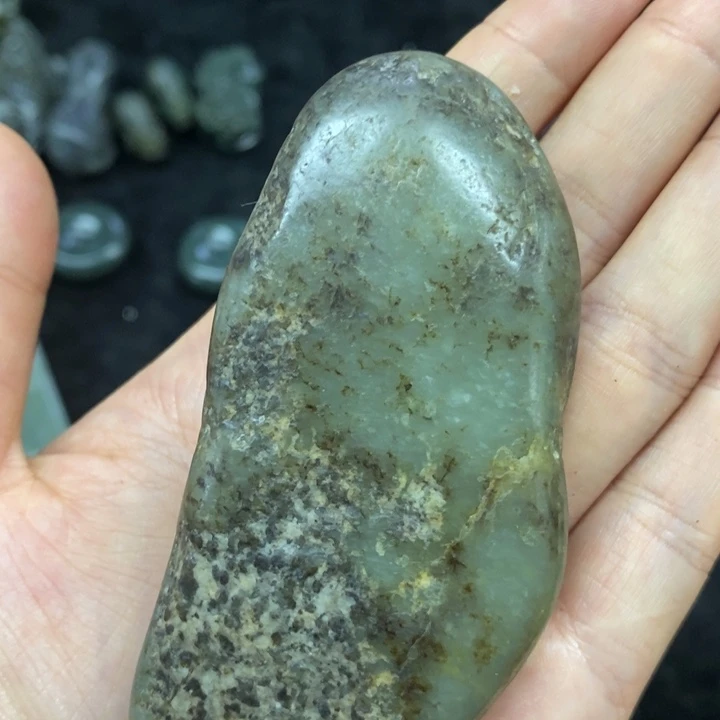 未镶嵌和田玉（糖玉）挂件