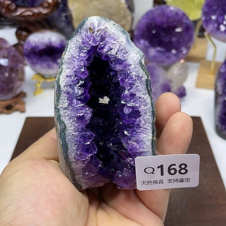 大型摆件（非配饰）未镶嵌水晶