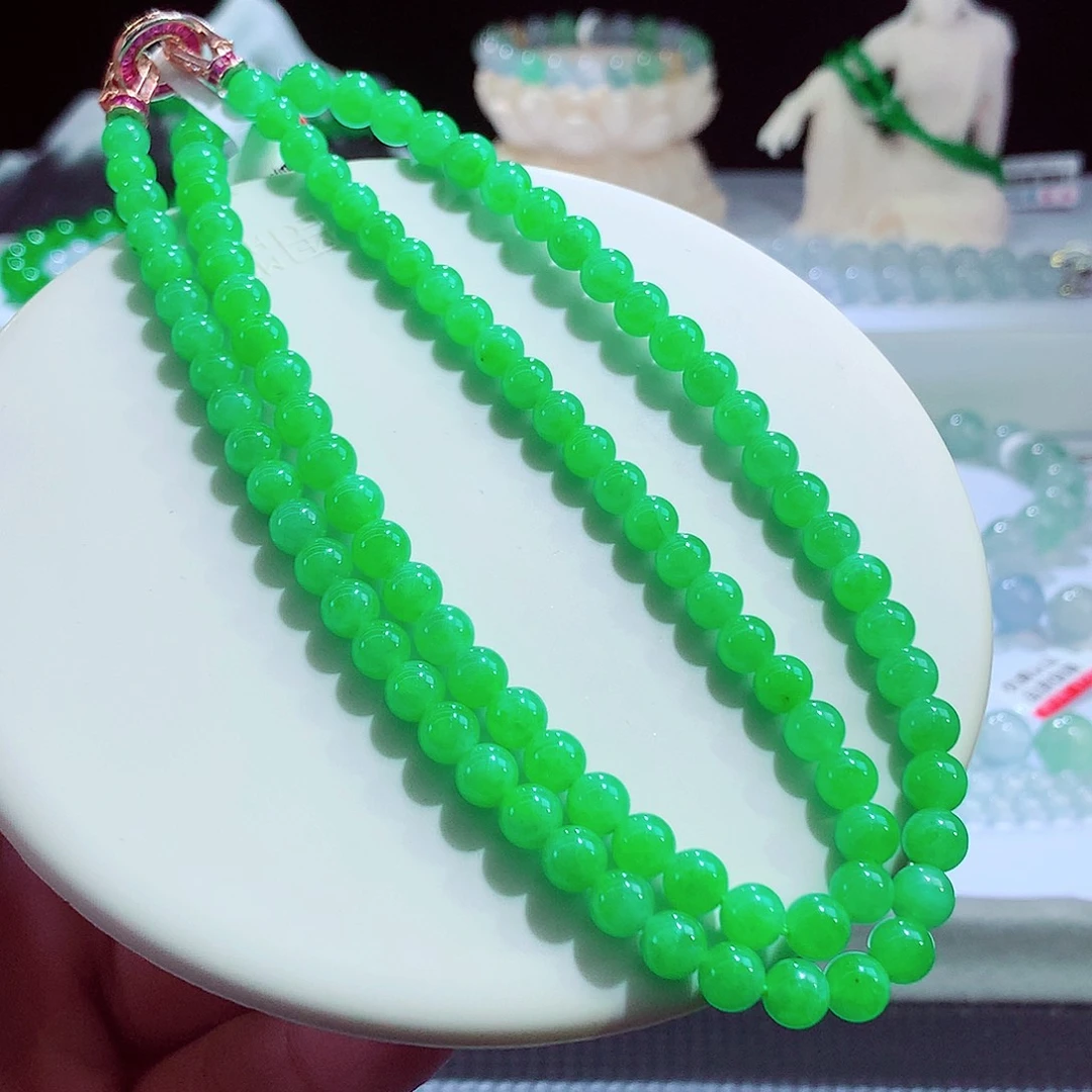 未镶嵌手链翡翠色标级，满种满色，卡5.4-6.6