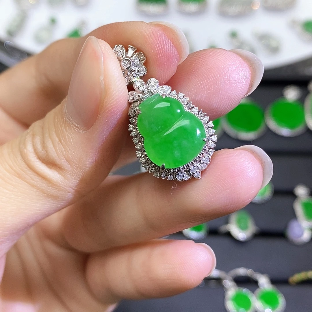 翡翠18K金镶嵌吊坠(不含链)