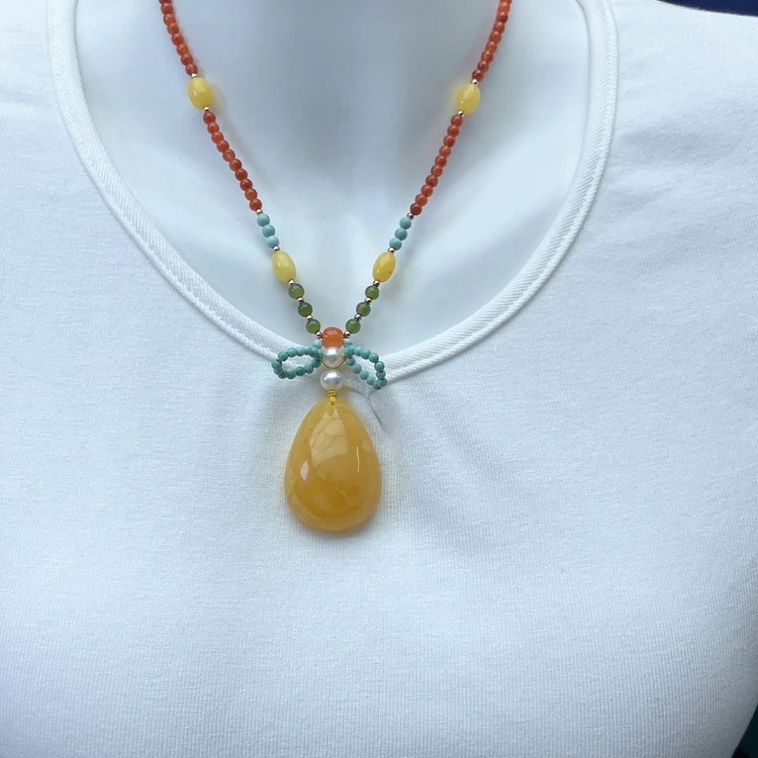 琥珀裸石未镶嵌蜜蜡