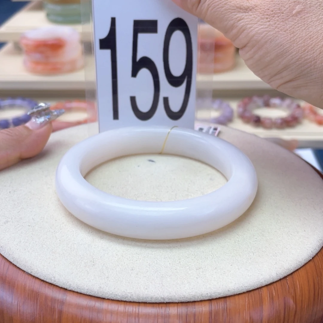 石英质玉未镶嵌手镯65圈