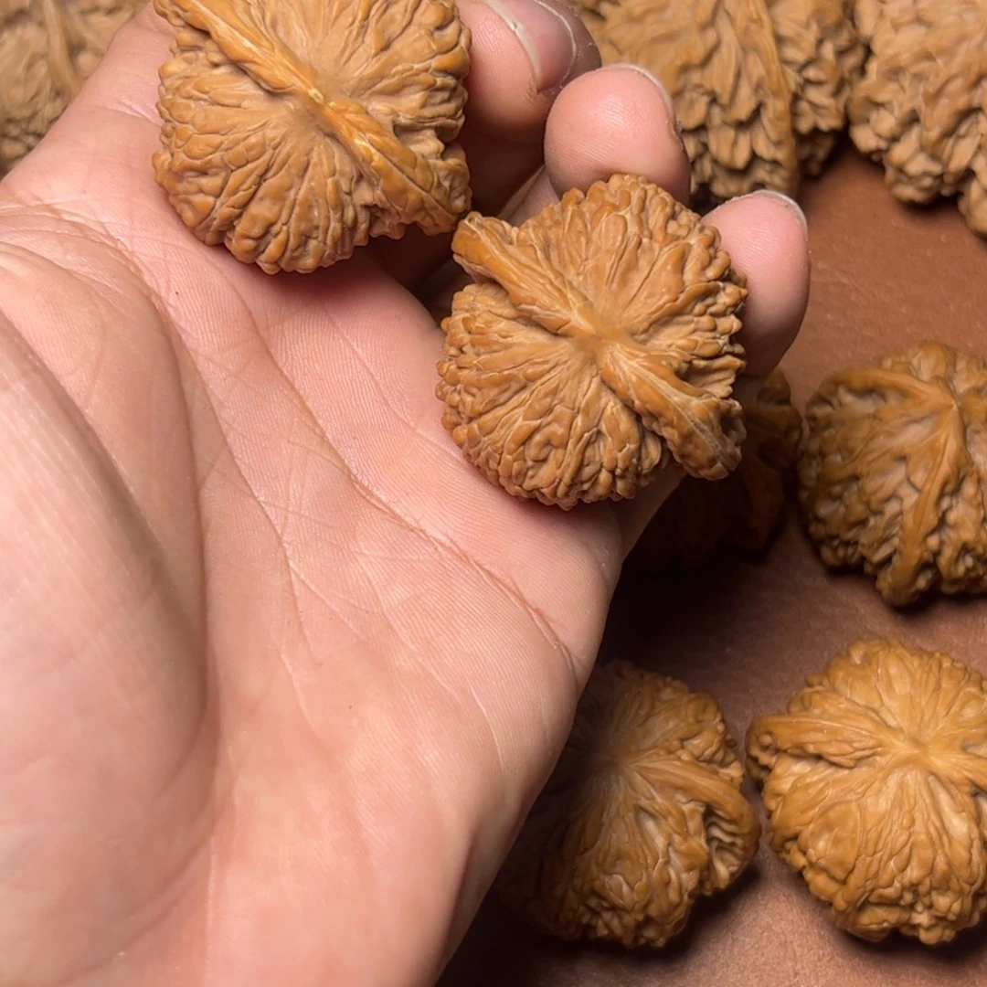 文玩核桃吊坠文玩核桃四座楼