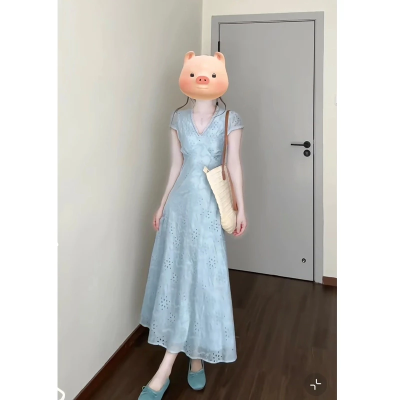 MO88ZSPF大码【南法蓝调】夏季V领蕾丝刺绣收腰连衣裙洋气长裙子仙