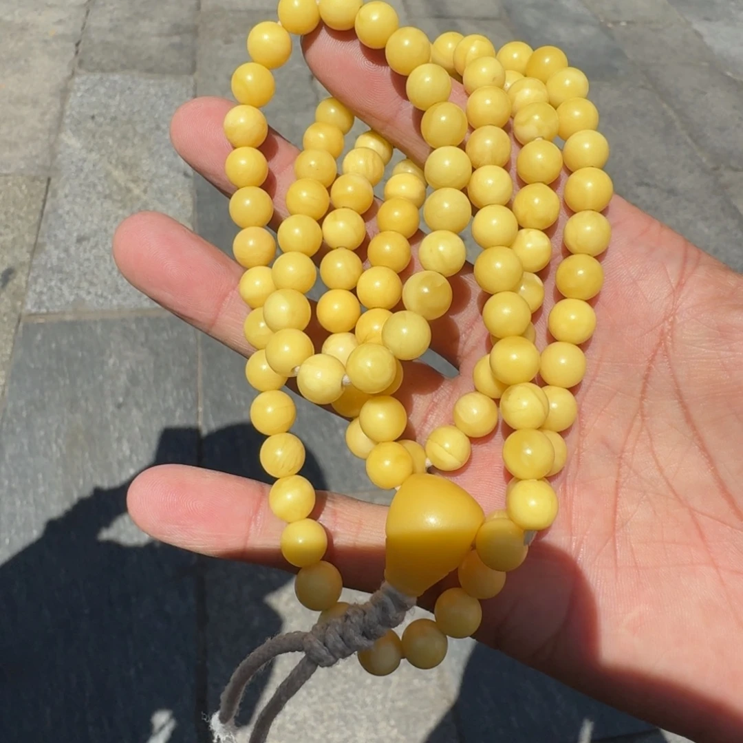 平***人蜜蜡颈饰未镶嵌蜜蜡