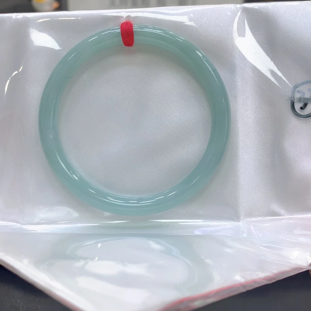 翡翠未镶嵌手镯翡翠31