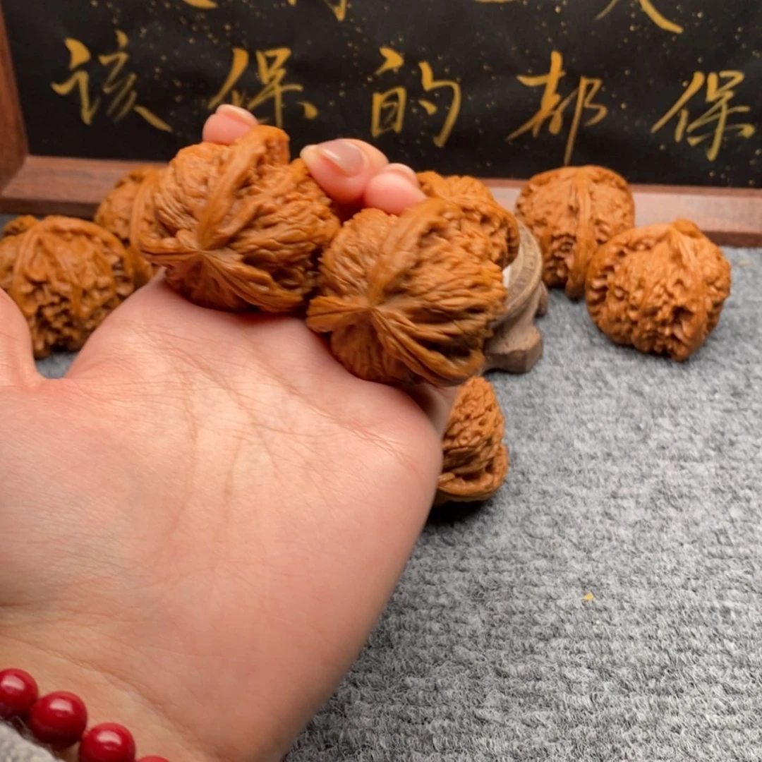 【闪购商品】吊坠文玩核桃法***士