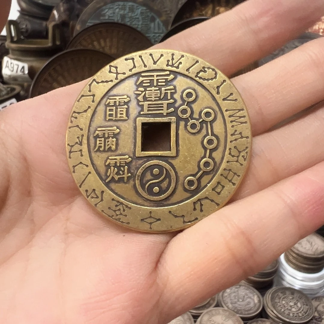 金属复古风格摆件