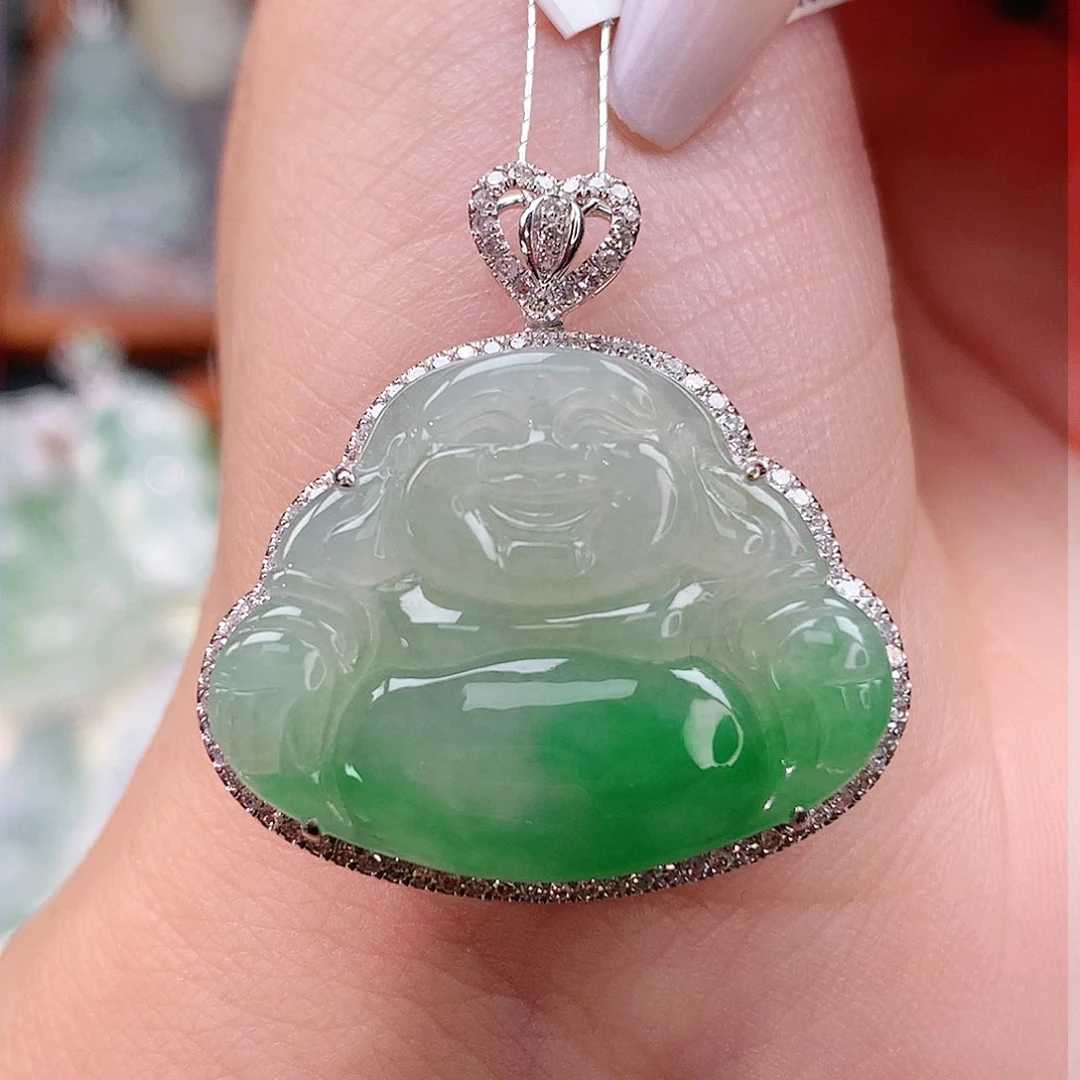 颈饰18K金镶嵌翡翠佛公