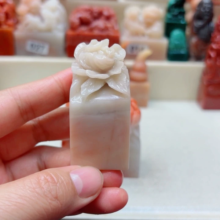 老挝石1111111111111