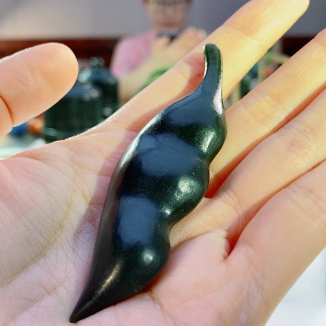 未镶嵌和田玉（青玉）摆件福豆