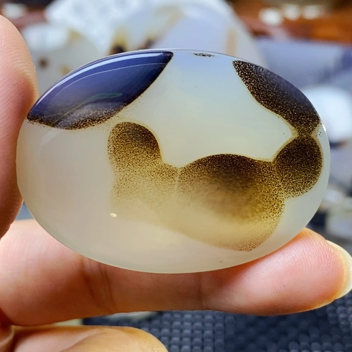 玛瑙/玉髓未镶嵌珠宝半成品