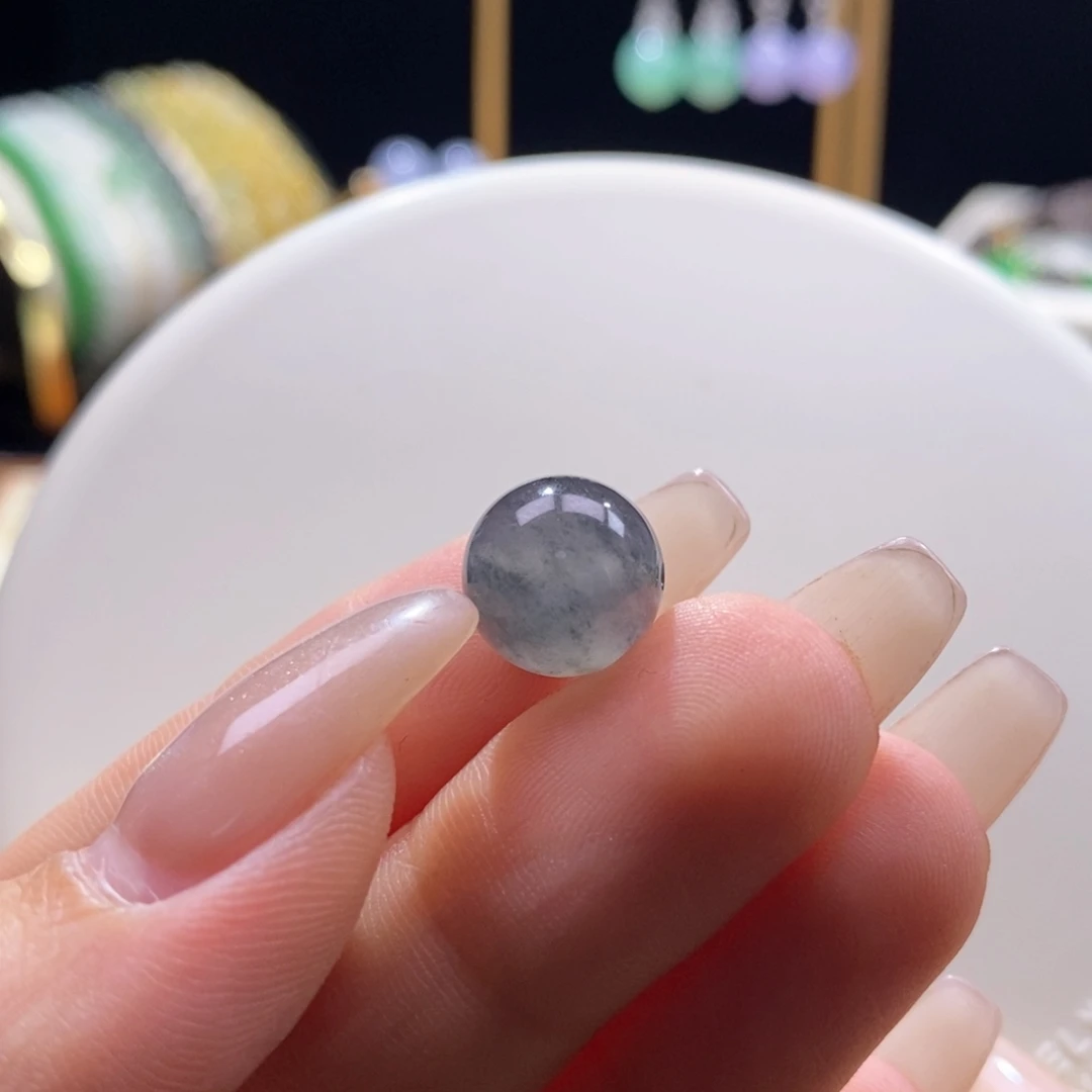 翡翠未镶嵌颈饰翡翠黑冰圆珠