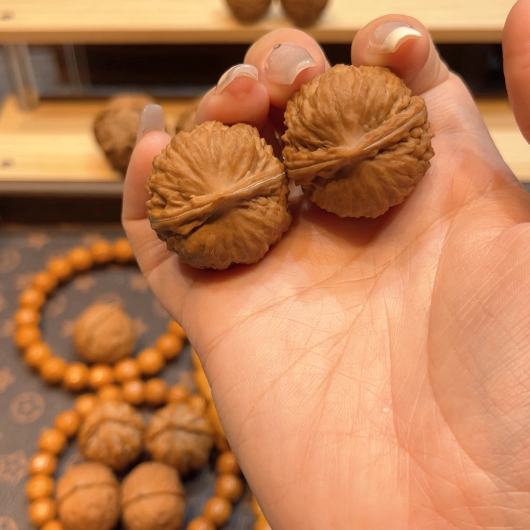 文玩核桃把件御龙方尊