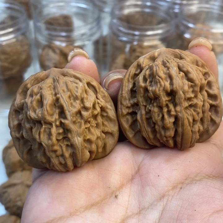 文玩核桃吊坠四座楼