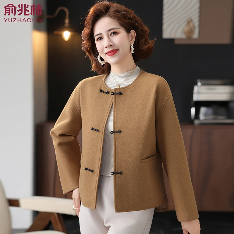 俞兆林2025秋季新款时尚小香风气质上衣女中老年妈妈宽松上衣外套