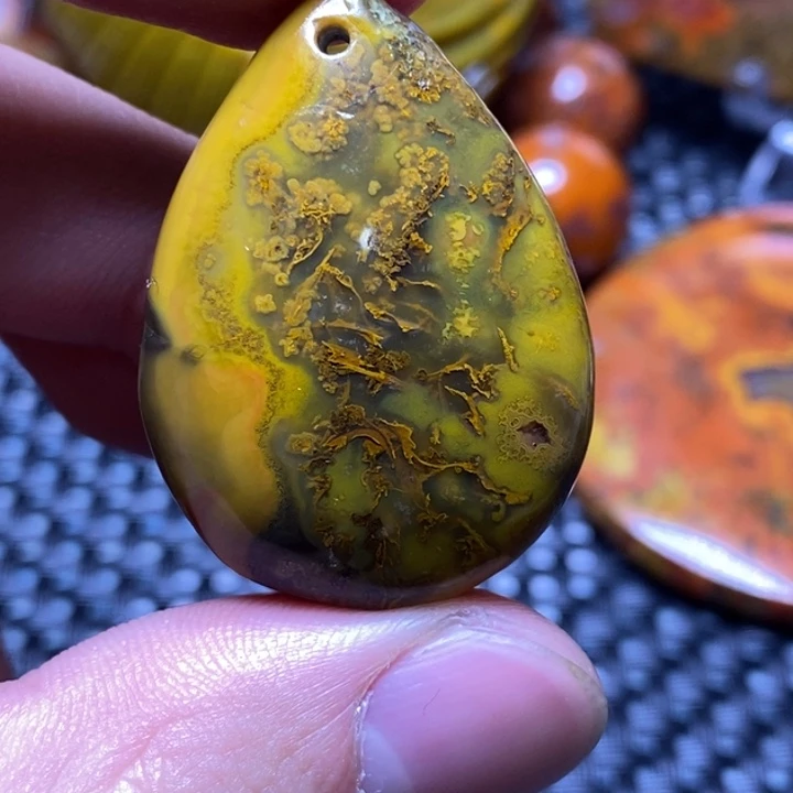 玛瑙/玉髓颈饰未镶嵌