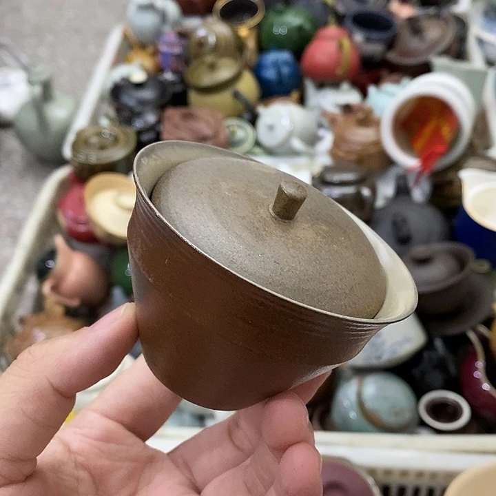 陶瓷艺术品及陶瓷壶