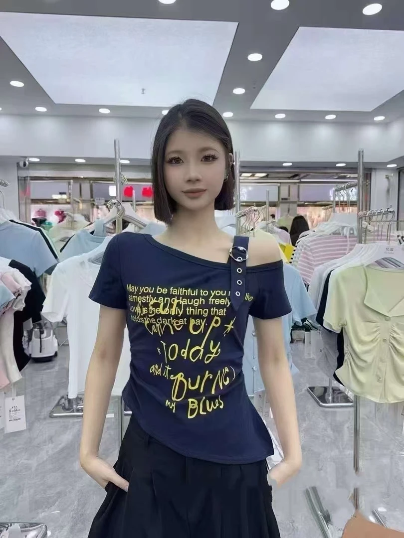 快时尚修身小衫Ys