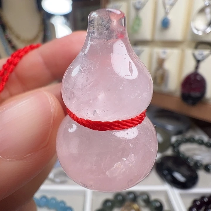 颈饰芙蓉石未镶嵌天然粉晶葫芦