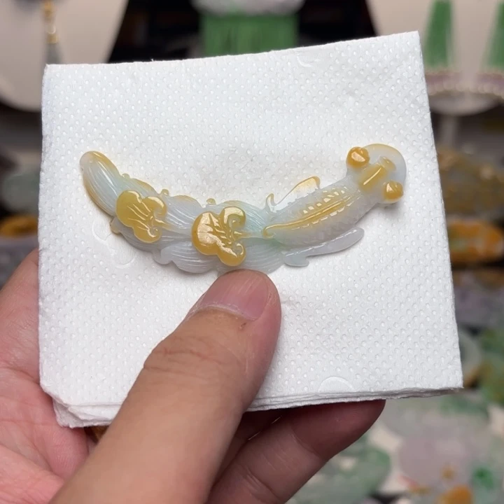 颈饰未镶嵌翡翠吊坠