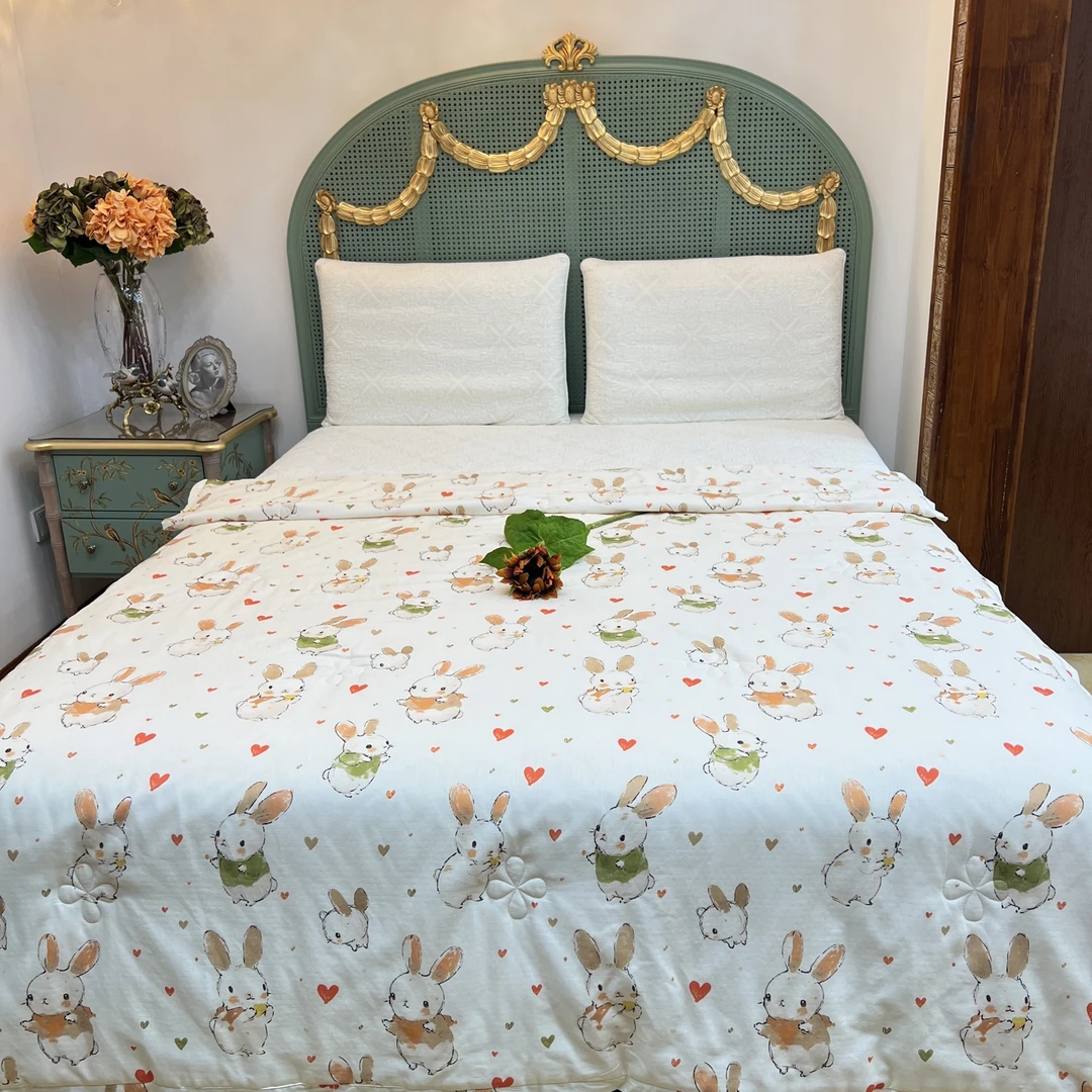 冰冰熊双层纱凉感丝夏被 面料：A版双层沙、B版凉感丝  印花夏被