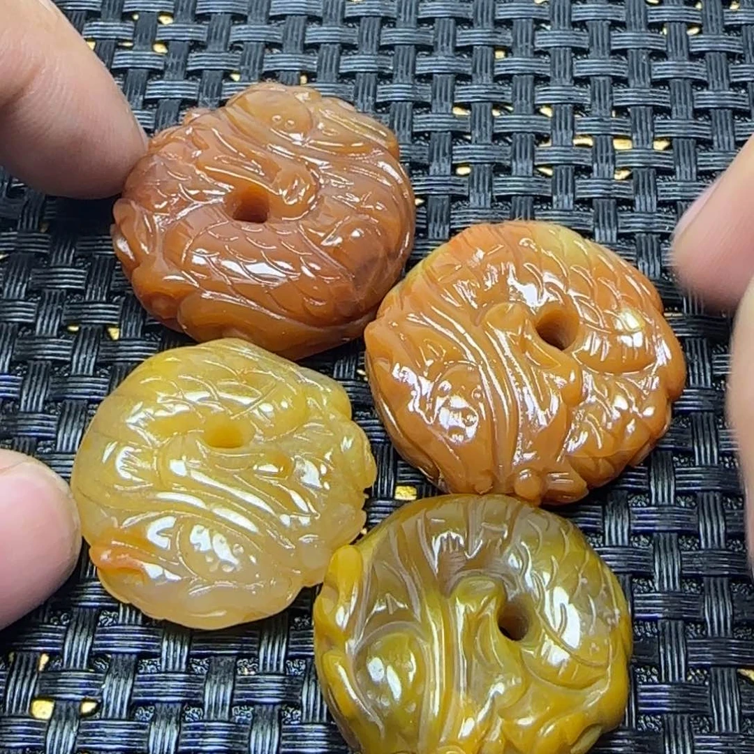 玛瑙/玉髓吊坠未镶嵌阿*哥